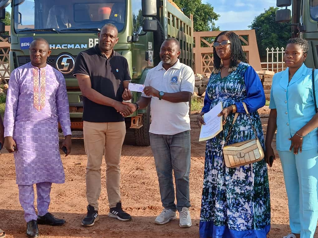 Faso-mèbo : Le Réseau patriotique Burkinabè offre 800 000 F en nature